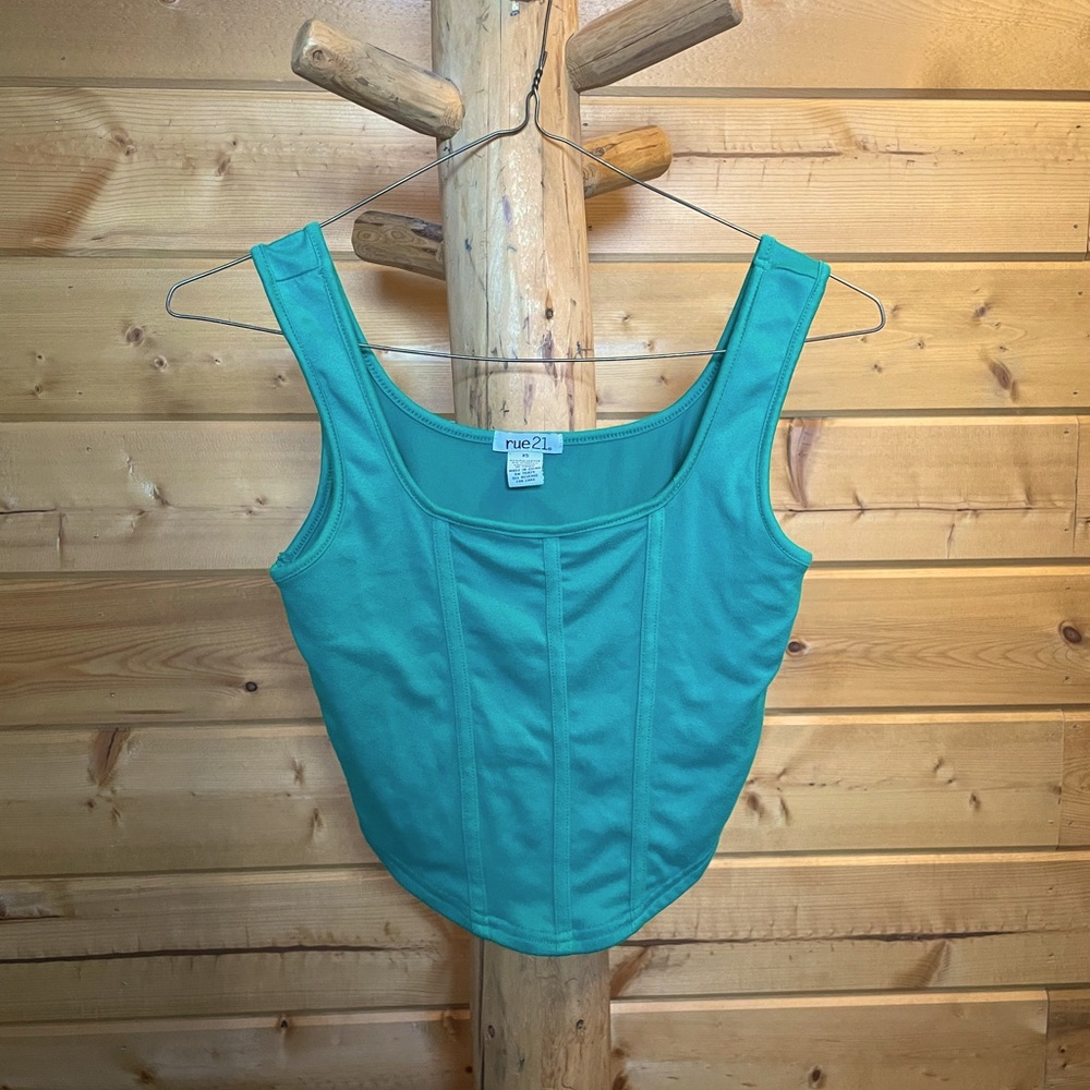 Cropped tank top